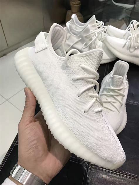 yeezy boost 350 white